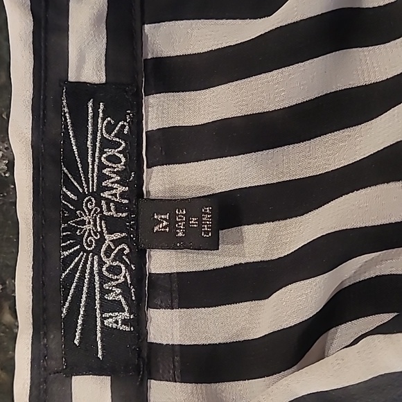 Almost Famous Black & White Striped Blouse - Medium - Picture 5 of 5